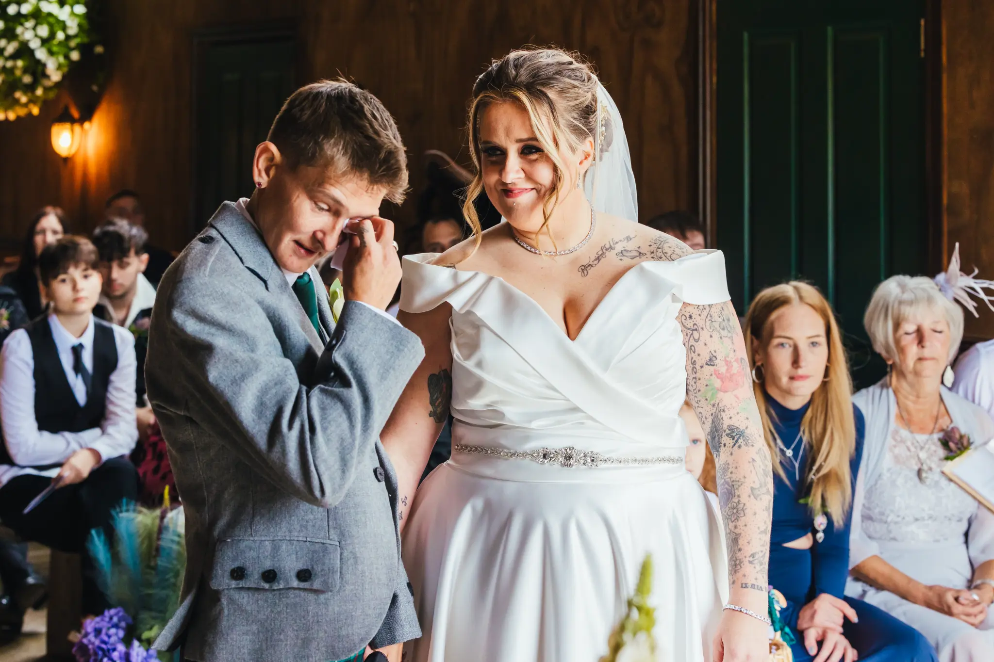 Beautiful handfasting ceremony moment